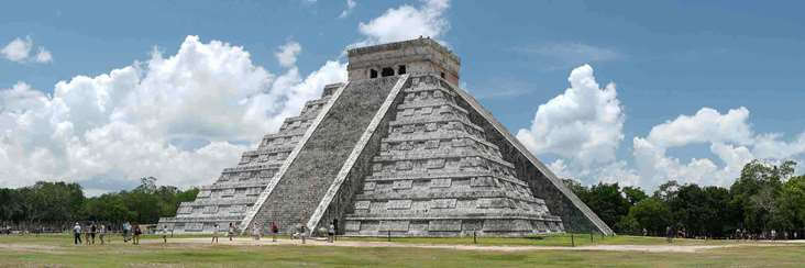 Piramide Maya in Messico